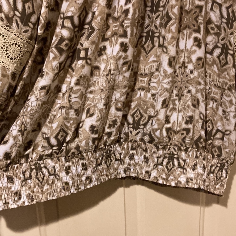 NWOT JM Collection blousy top XL lace detailing on sleeve elastic waist - Picture 7 of 11